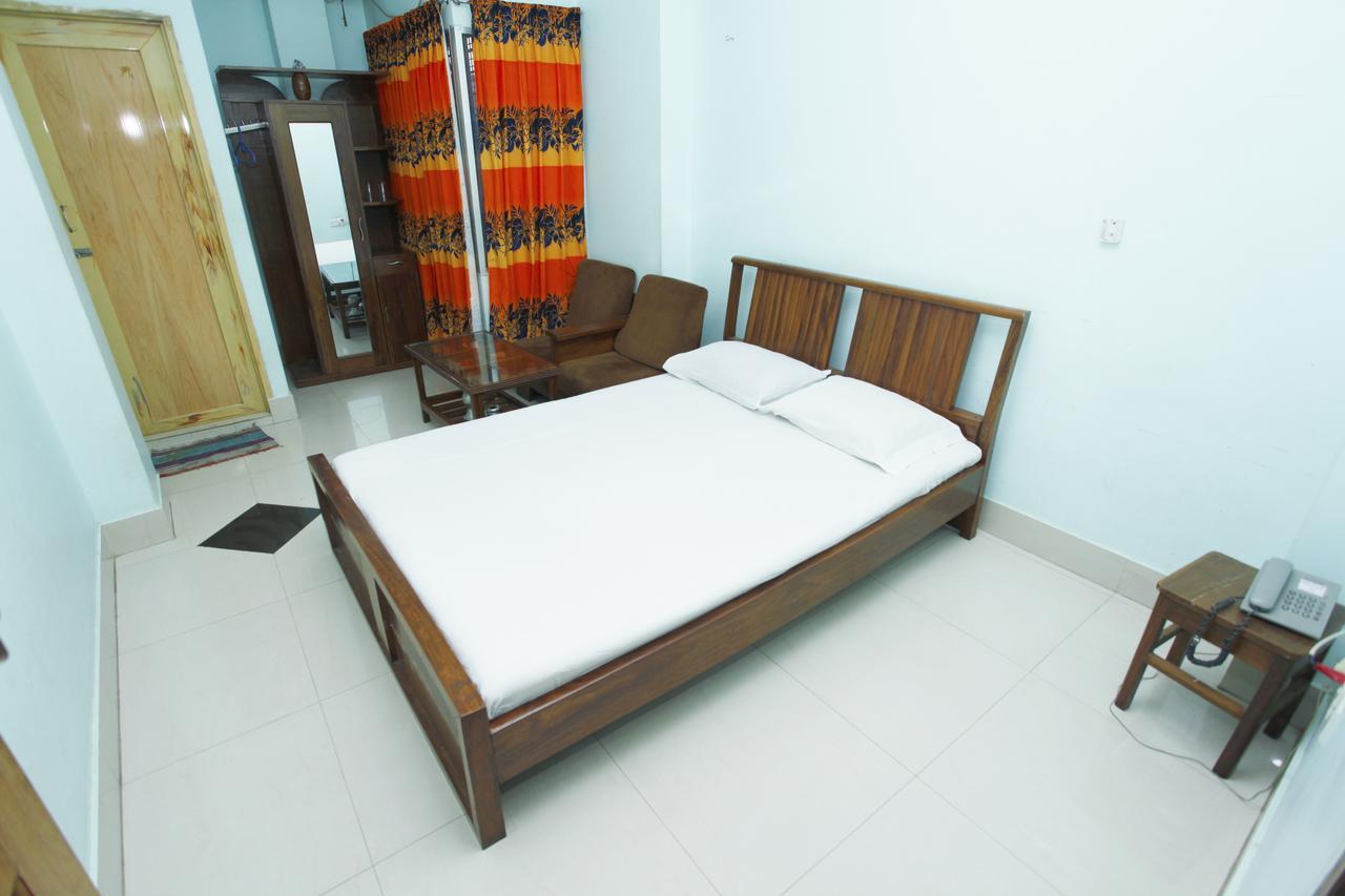 Hotel Star Park Dakhin Kattali Oda fotoğraf