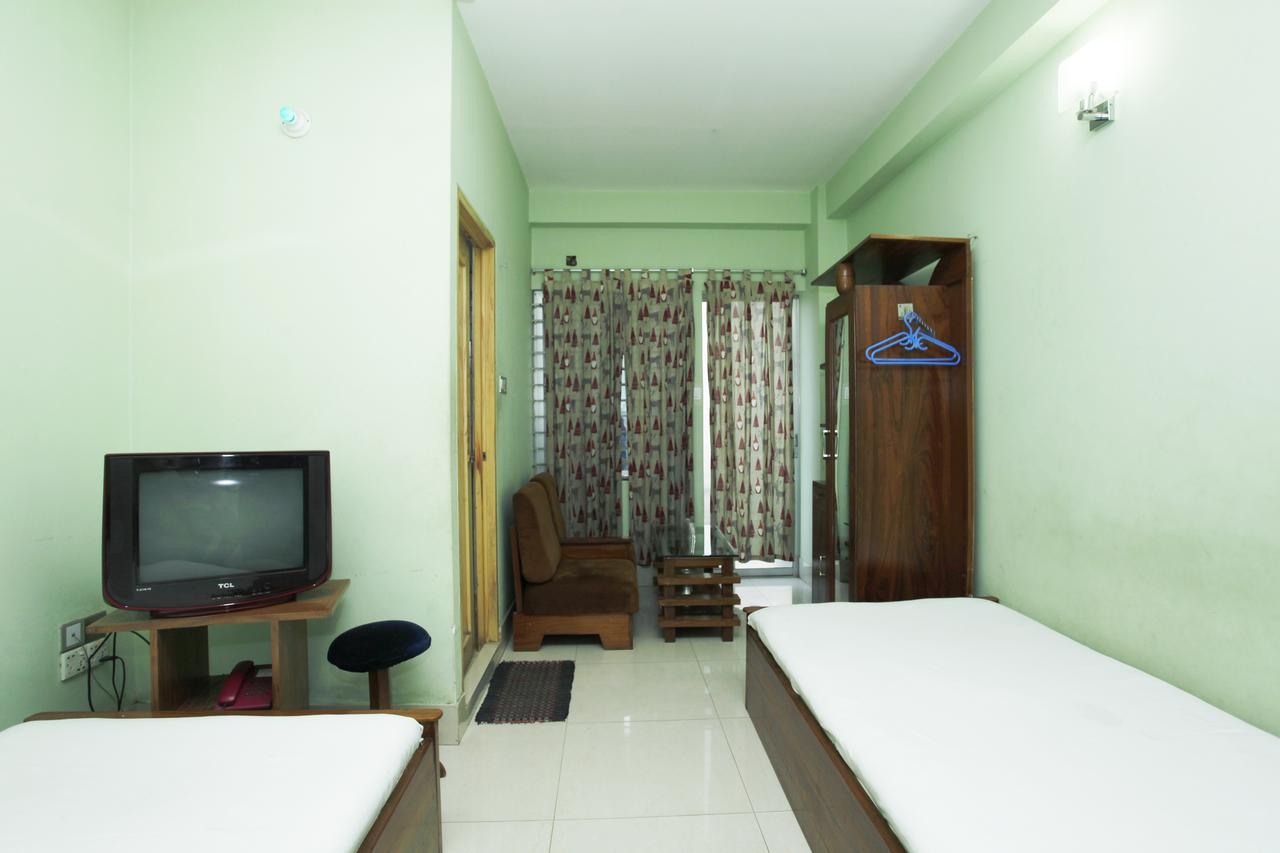 Hotel Star Park Dakhin Kattali Oda fotoğraf