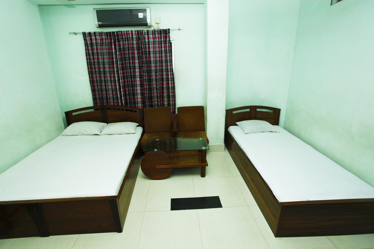 Hotel Star Park Dakhin Kattali Oda fotoğraf