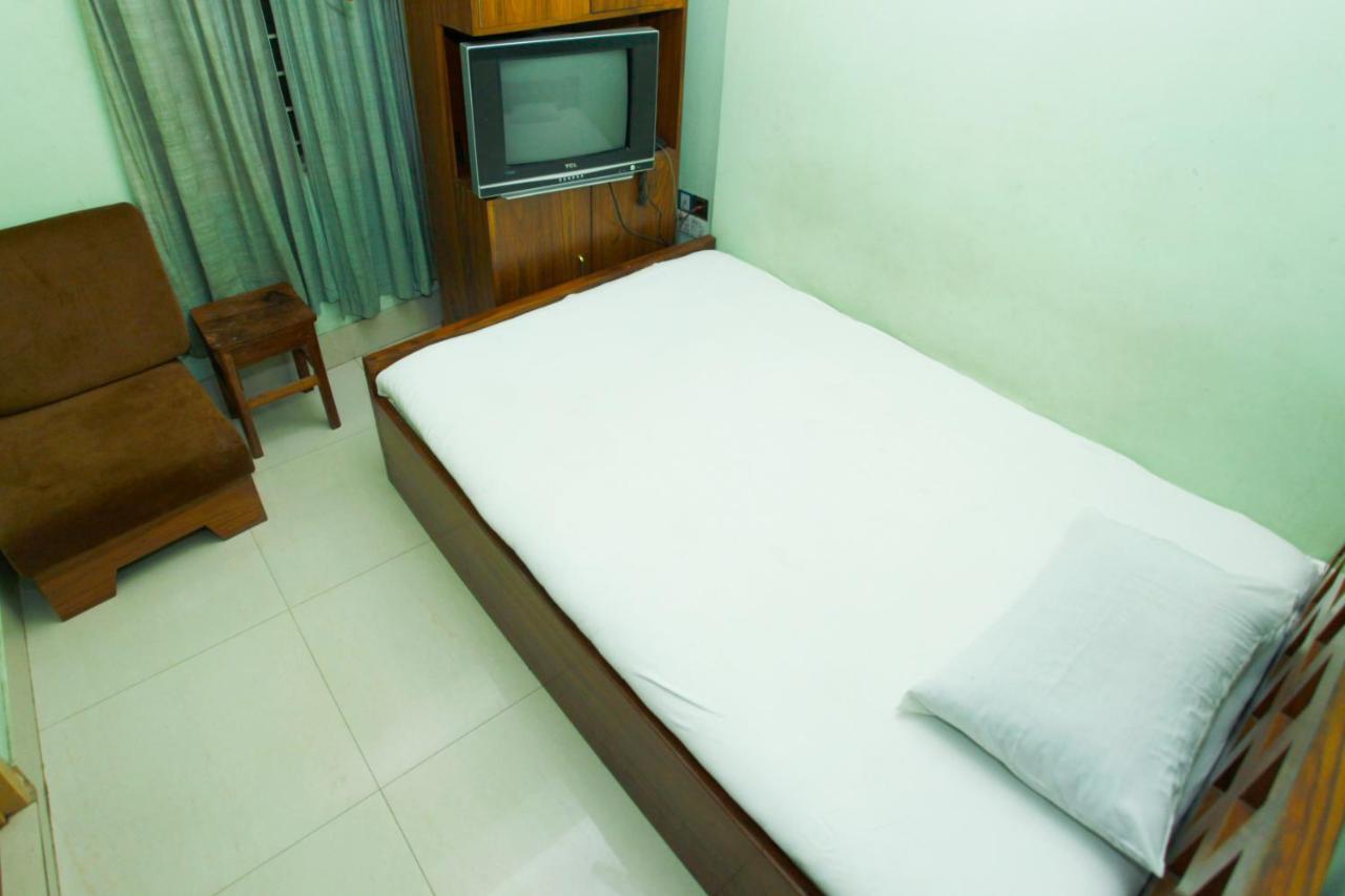 Hotel Star Park Dakhin Kattali Oda fotoğraf